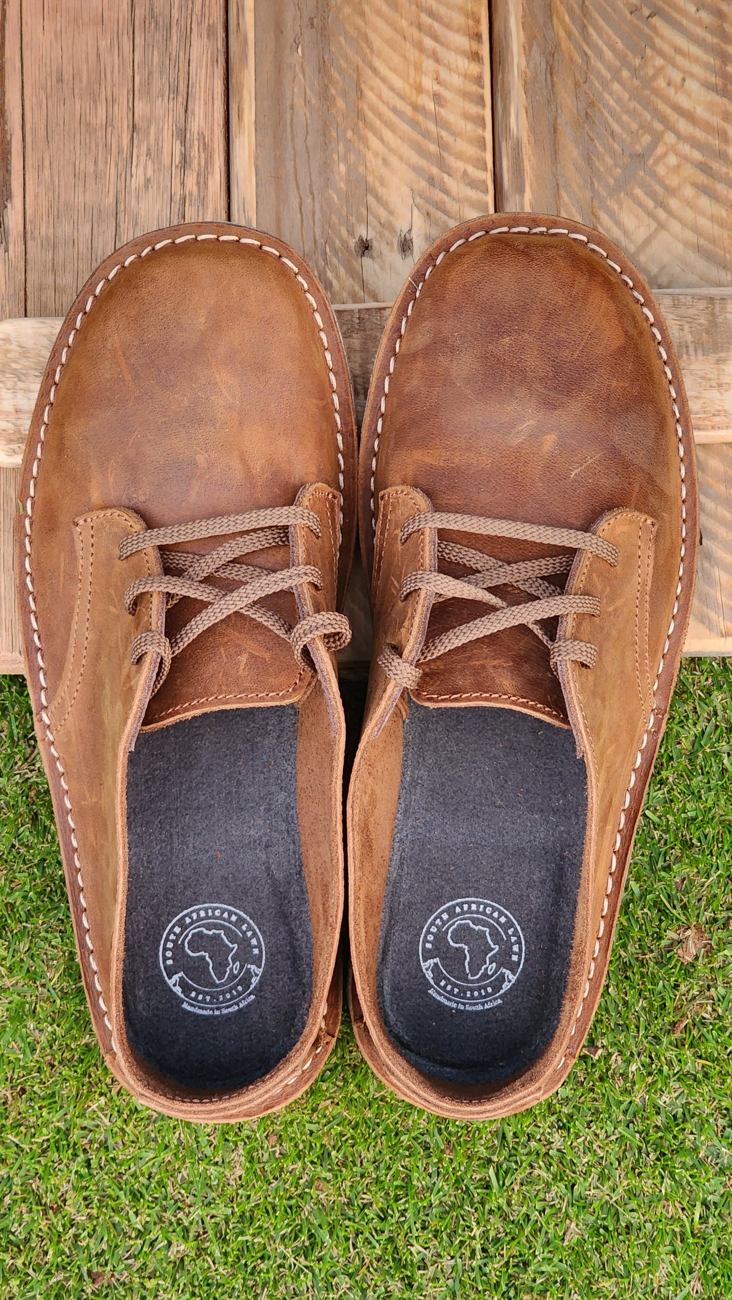 Dark Choc Unisex Vellie (Low Cut)