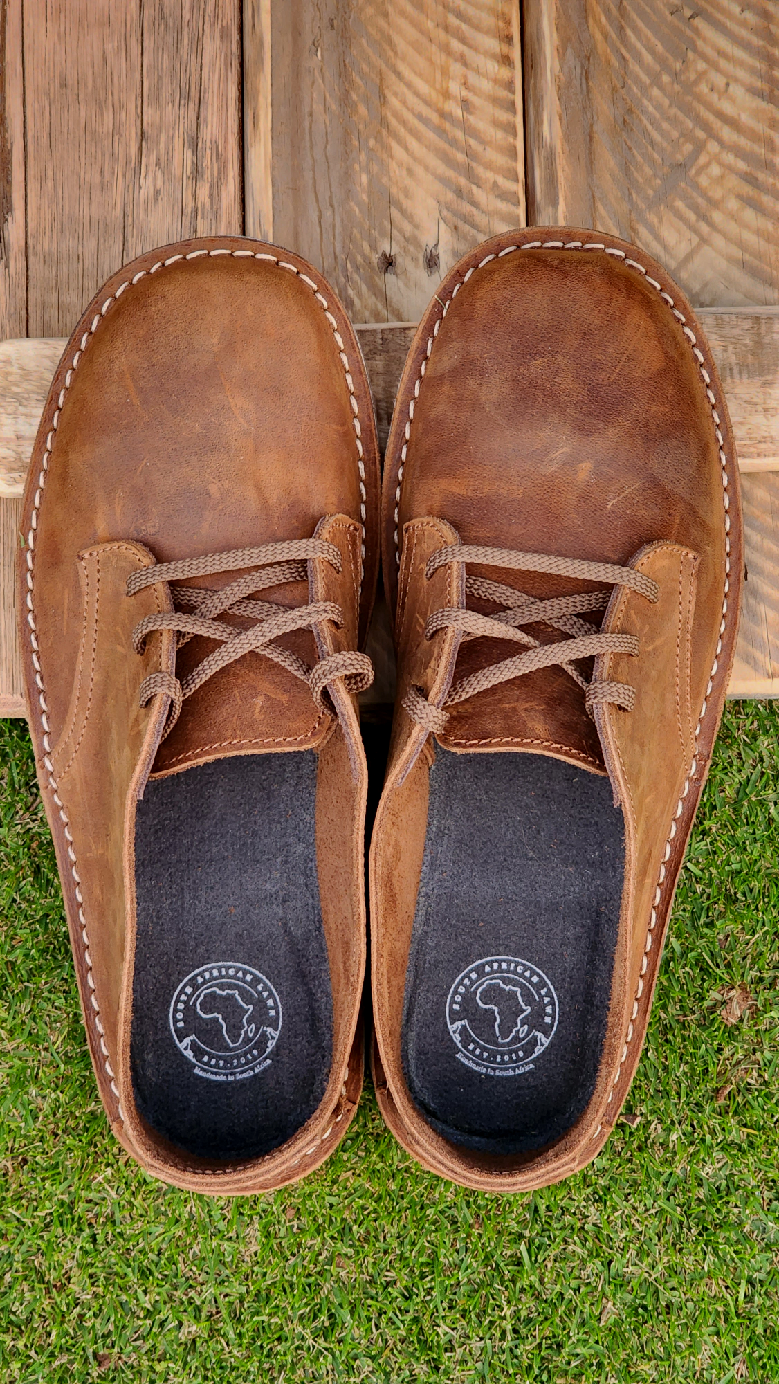 Dark Choc Unisex Vellie (Low Cut)
